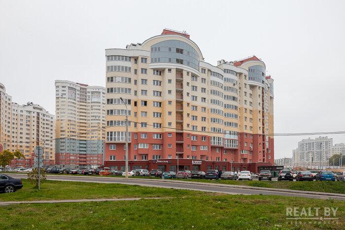 Кажется, дольщики многострадального ЖК «Мегаполис» скоро получат ключи. Застройщик отчитался о проделанной работе