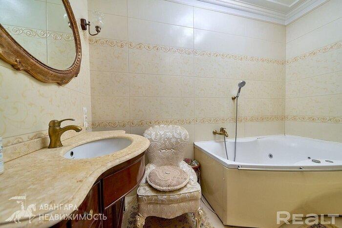 То, что всегда в моде. Топ-3 квартиры на продажу в классическом стиле в хороших местах Минска