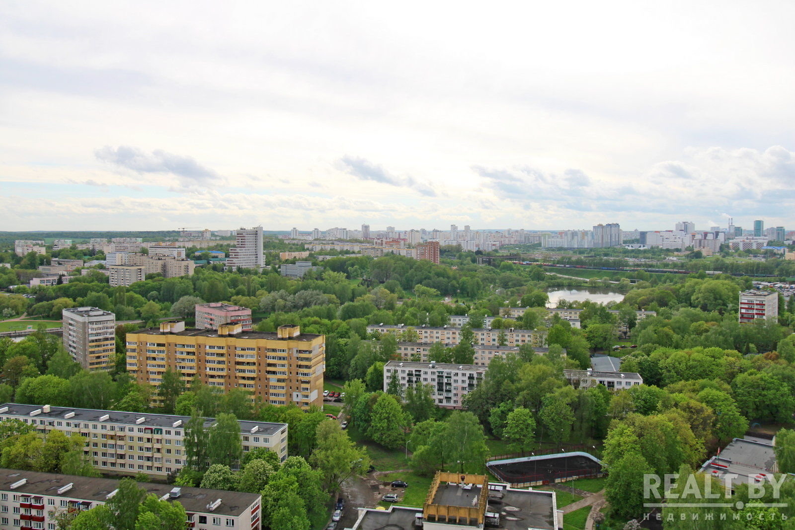 Для настоящих мечтателей. Топ-7 квартир на продажу в Минске с прекрасным видом из окна