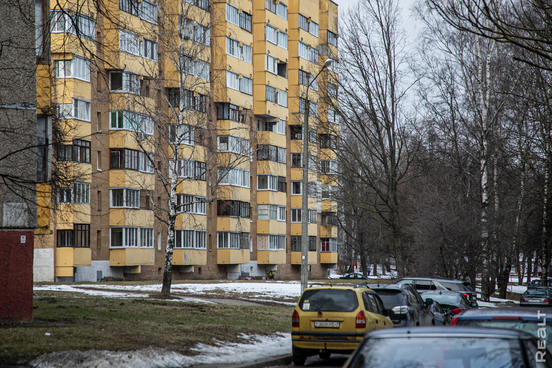 &laquo;Это Клондайк для молодых семей&raquo;. Как живется в&nbsp;минских домах с&nbsp;самым зимним видом из&nbsp;окон