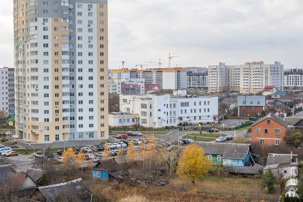 &laquo;Когда заселились, возле дома можно было увидеть зайца&raquo;. Как Лебяжий из&nbsp;деревни превратился в&nbsp;один из&nbsp;самых престижных районов Минска