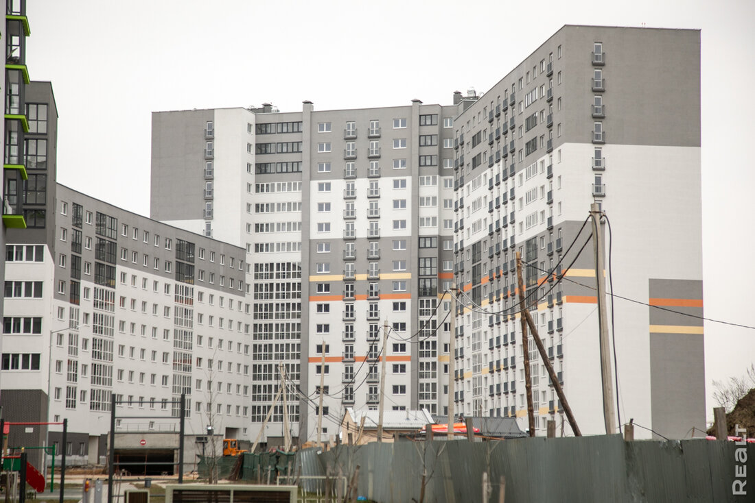 Однушку без отделки тут продают за&nbsp;65 тысяч долларов. Посмотрели, как строится Лошица-7