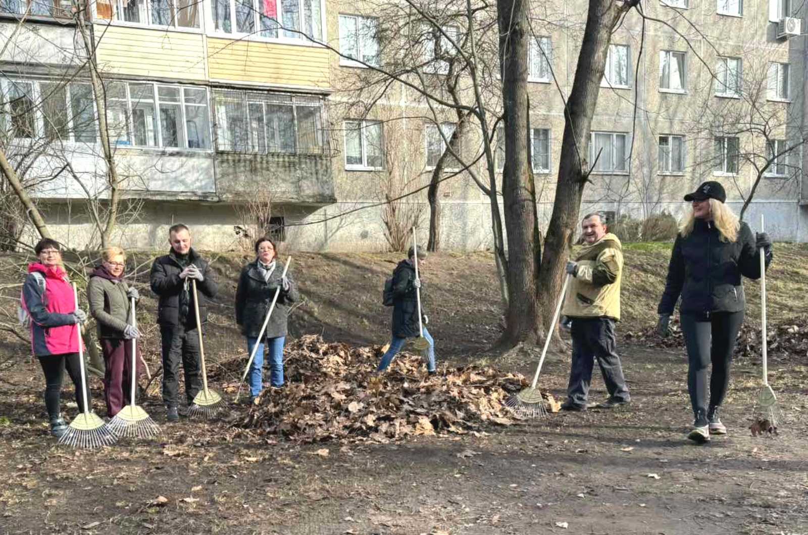 Первые субботники прошли в районах Минска3