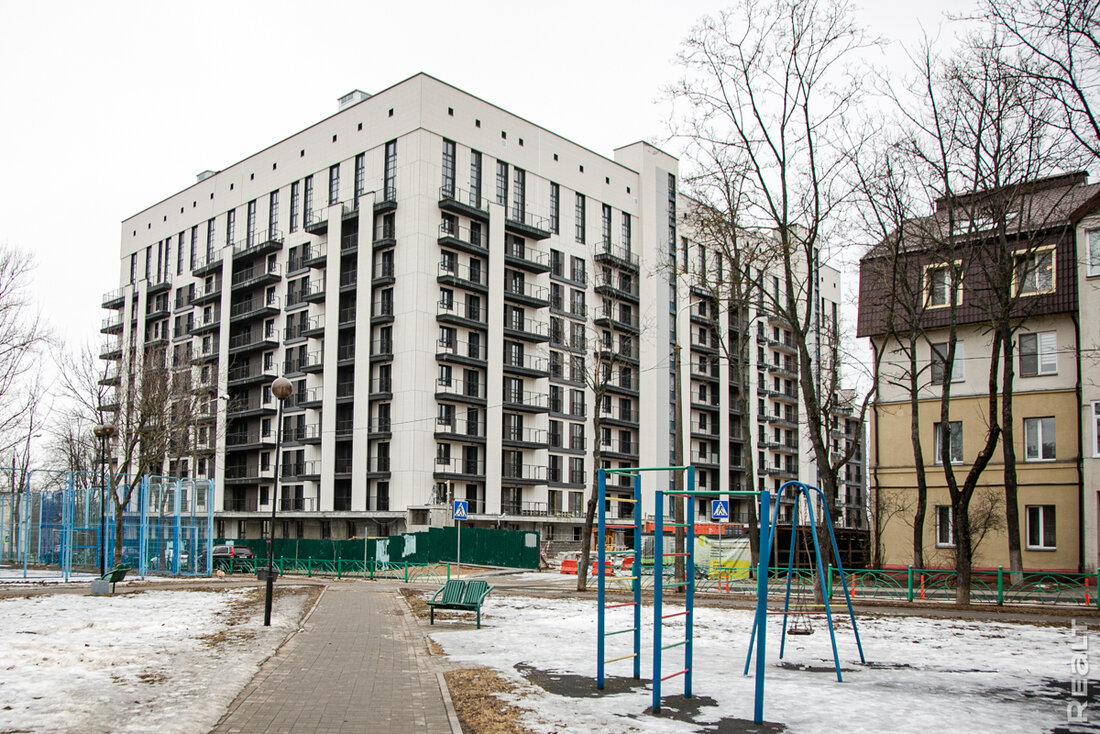 В элитной новостройке недалеко от центра предлагают 3 квартиры. Но когда ее наконец сдадут?