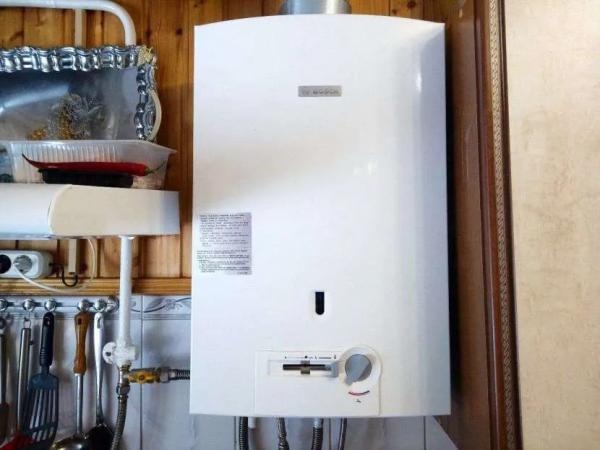 Как включить газовую колонку Bosch: разновидности систем розжига и их запуск Как включить газовую колонку Bosch: разновидности систем розжига и их запуск