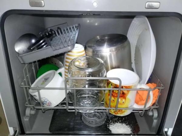 Как работает посудомоечная машина без подключения к водопроводу