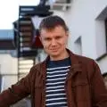 Что будет, если поклеить обои с вертикальным рисунком: дизайнерская хитрость1