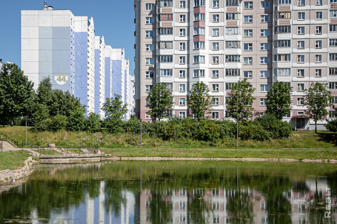 &laquo;Об&nbsp;этом месте мало кто знает&raquo;. Как живется в&nbsp;панельках у&nbsp;озера возле Каменной Горки