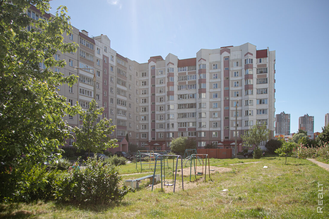 &laquo;Об&nbsp;этом месте мало кто знает&raquo;. Как живется в&nbsp;панельках у&nbsp;озера возле Каменной Горки