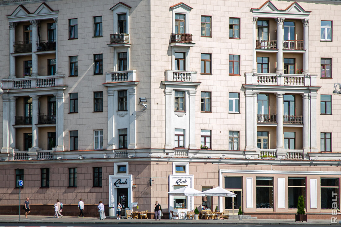 &laquo;Покупатели готовы платить больше&raquo;. Что творится с&nbsp;квартирами в&nbsp;Минске и&nbsp;что будет дальше?