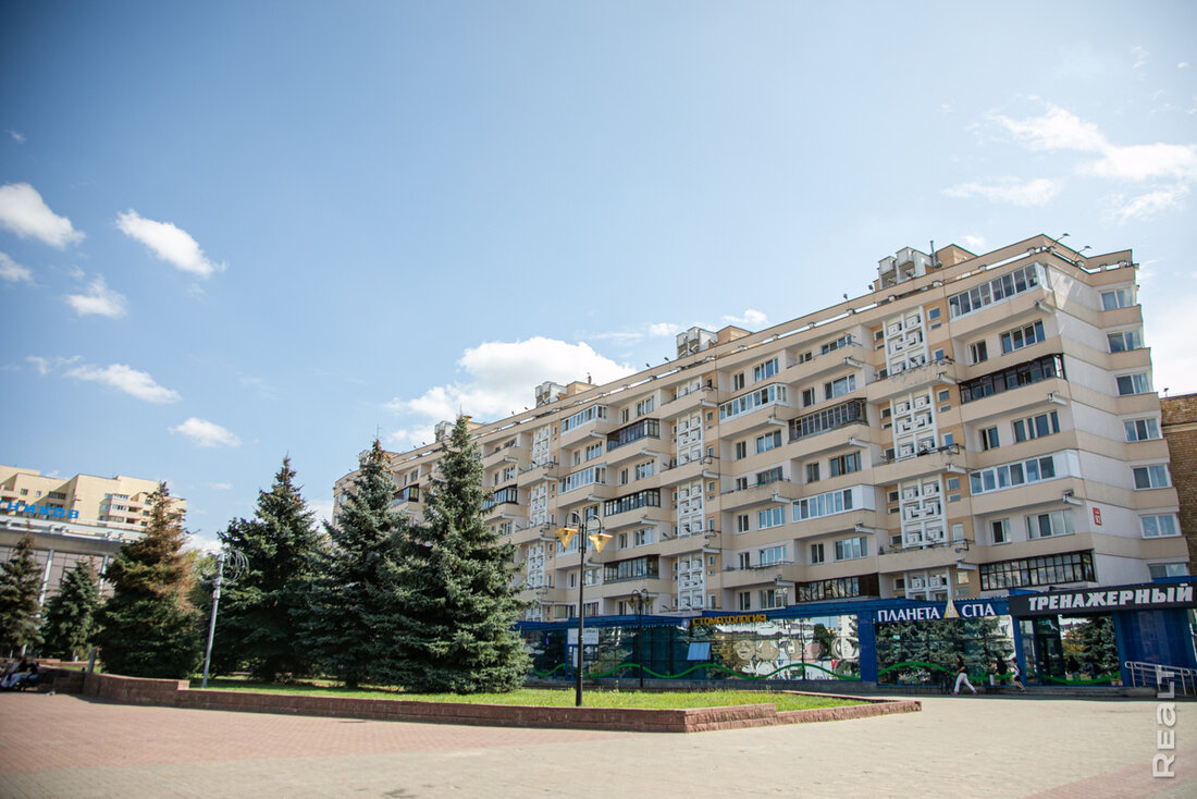 &laquo;Получить тут квартиру было очень престижно&raquo;. Как живется в&nbsp;модернистском доме железнодорожников
