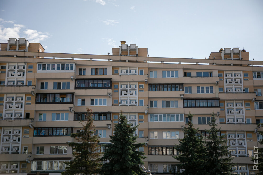&laquo;Получить тут квартиру было очень престижно&raquo;. Как живется в&nbsp;модернистском доме железнодорожников